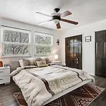 Charming Oasis