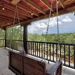 Charming Oasis