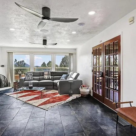 Charming Oasis Santa Fe