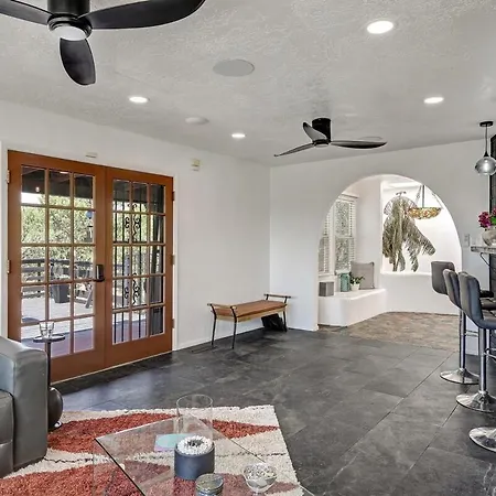 Charming Oasis Santa Fe
