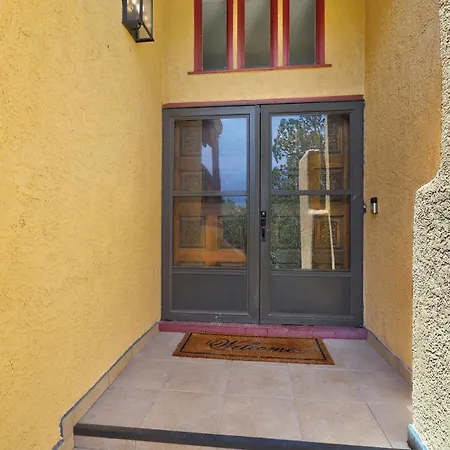 Charming Oasis Santa Fe